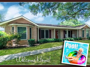 665 Weatherly Dr, Windcrest, TX 78239