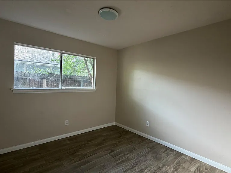 1006 Grand Junction Dr — Photo 6