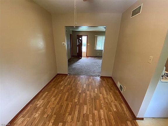 4th image of 2341 Cramer Ave #B