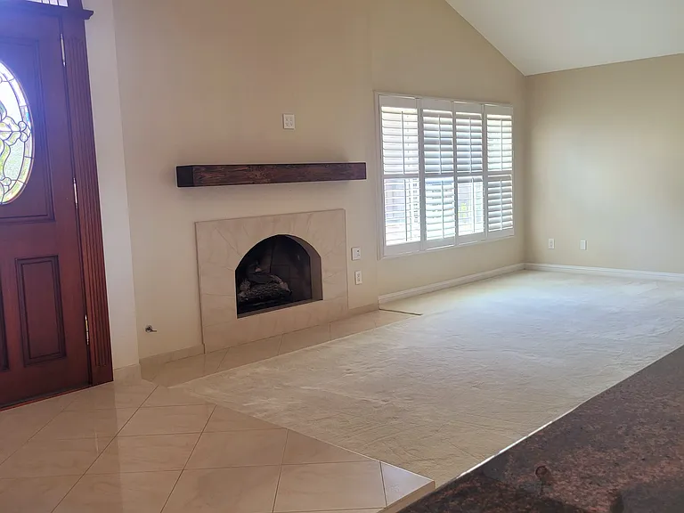 4616 Huggins Way — Photo 6