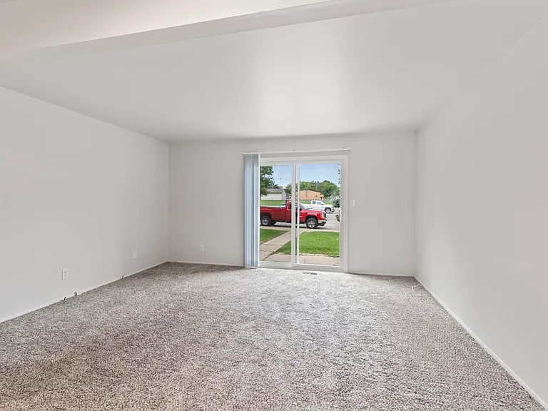 2 BR 1 ½ Ba Photos