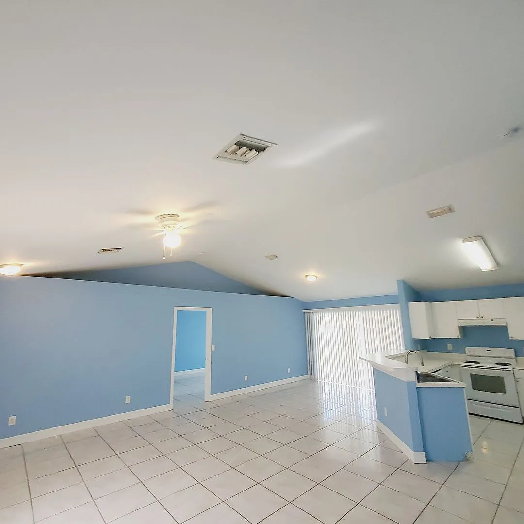 Lehigh Acres 3 Bedroom/ 2 Bathroom — Photo 3