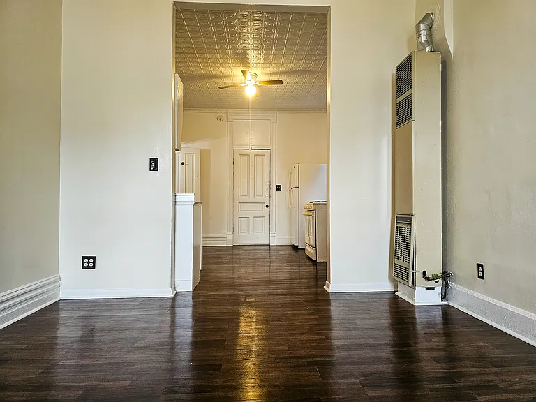 2739 W 16th St #1R — Photo 6
