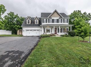 1526 New Hope Rd, Staunton, VA 24401