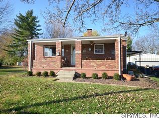 4005 Highland Rd, Fairview Heights, IL 62208
