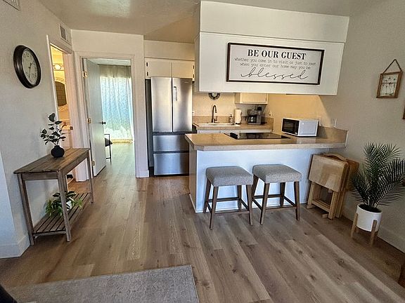 5th image of 276 Lake Havasu Ave S APT C33