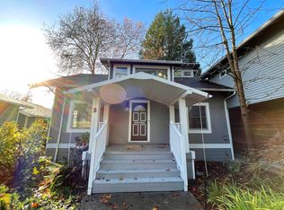 11495 SW Greenburg Rd APT B, Tigard, OR 97223