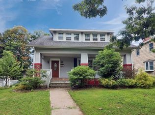 40 Manchester Rd, Poughkeepsie, NY 12603