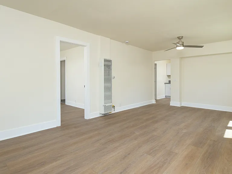 12652 Bradley Ave — Photo 2