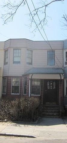2nd image of 6524 Admiral Ave