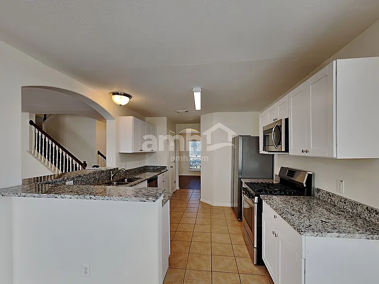 8339 Loetsch Ridge Way — Photo 4