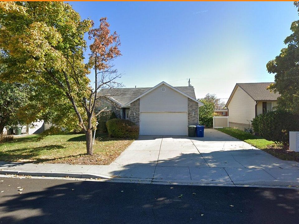 1st image of 3905 S Glen Hill Dr