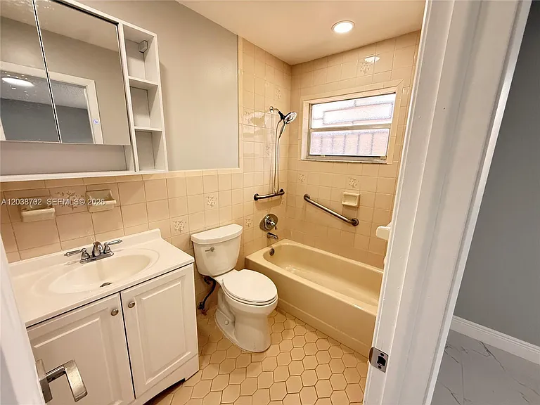 252 NW 50th Ave — Photo 11