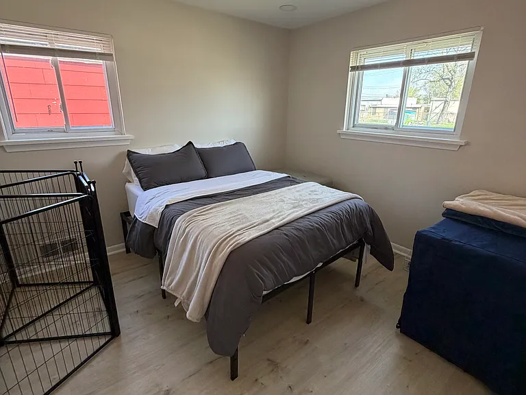 1644 E Woodruff Ave — Photo 12