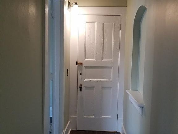 5th image of 111 NE Roanoke Ave APT 2B