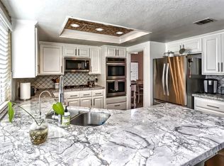 27360 Silverlakes Pkwy, Helendale, CA 92342