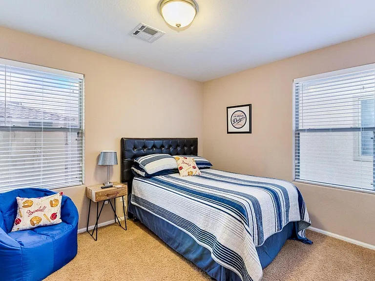 10829 W Mariposa Dr — Photo 11