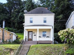 1310 Hiland Ave, Coraopolis, PA 15108