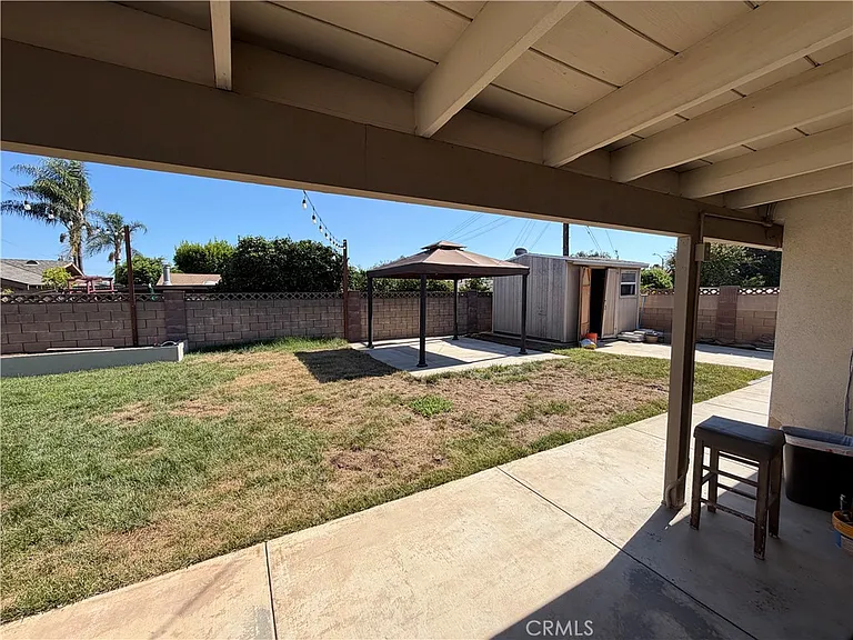 21112 E Brookport St — Photo 6