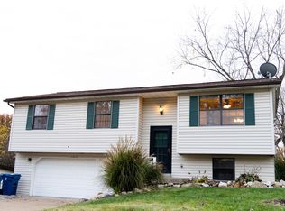 1915 Laverne Dr, Arnold, MO 63010