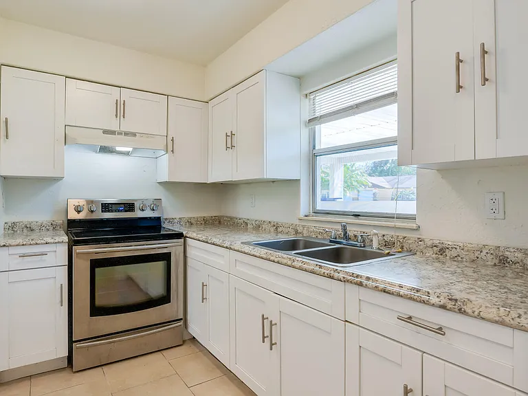 906 Boulder Dr — Photo 4