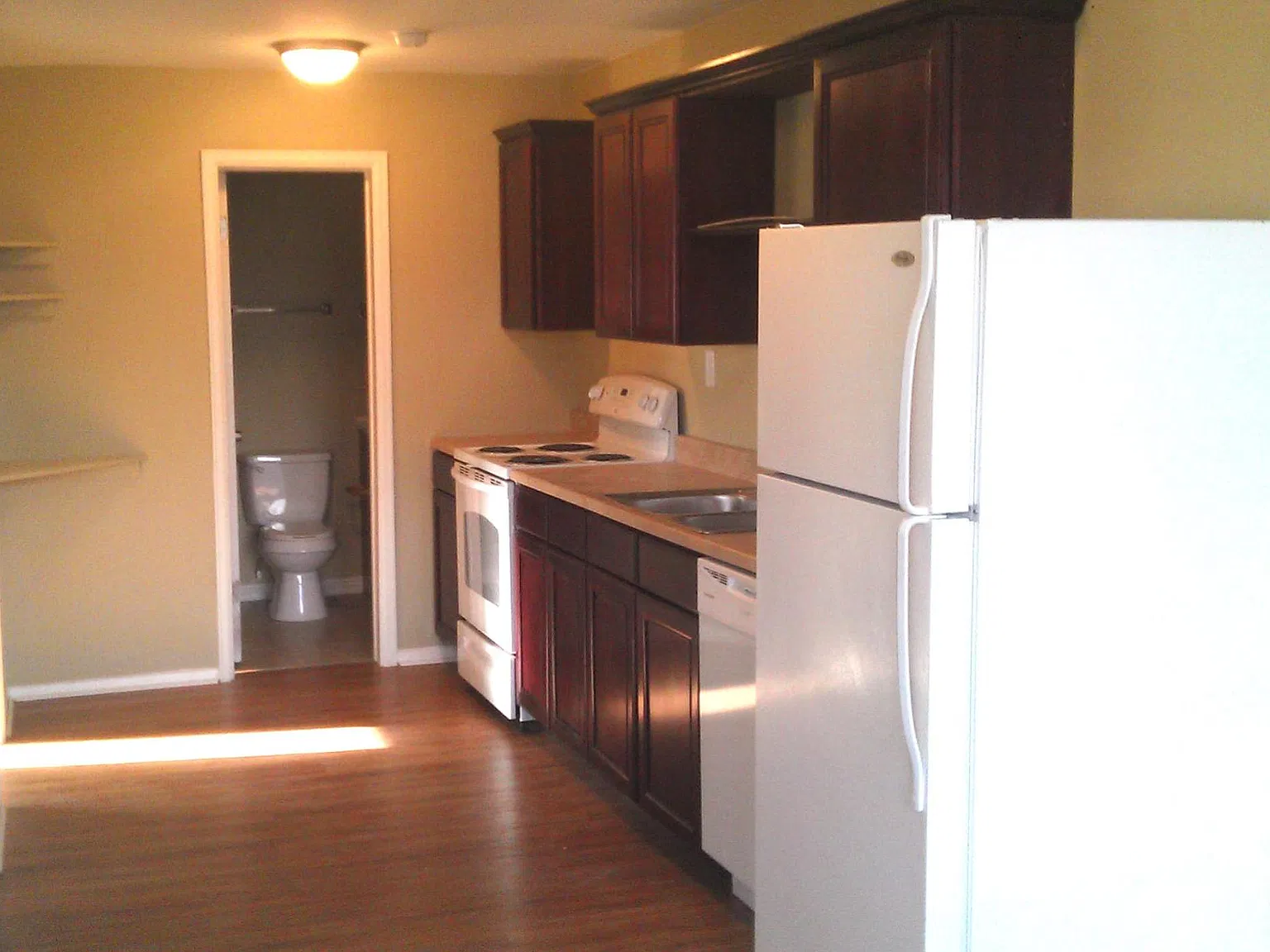 2 bed, 550 sqft, $1,450 — Photo 3