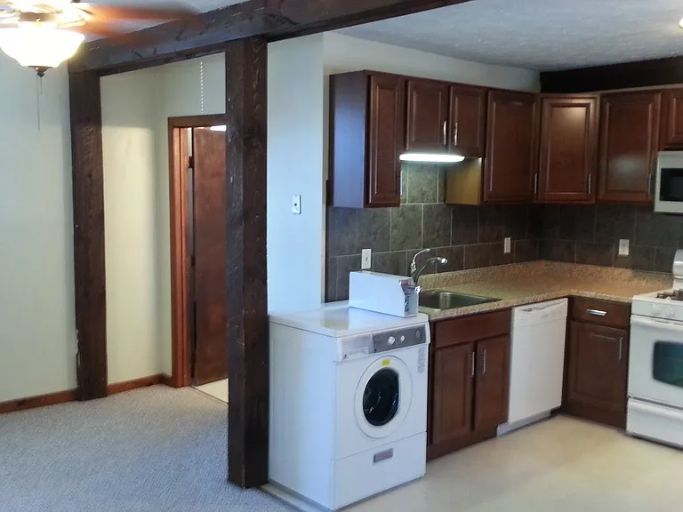 33 Myrtle St #3 — Photo 40