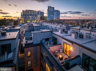 11244 Faraday Park Dr, Reston, VA 20190