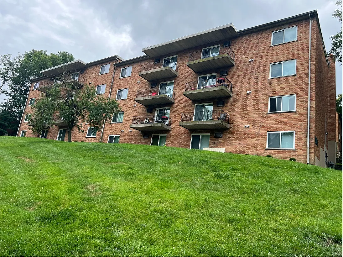 Building Photo - 1759 Gilsey Ave #2