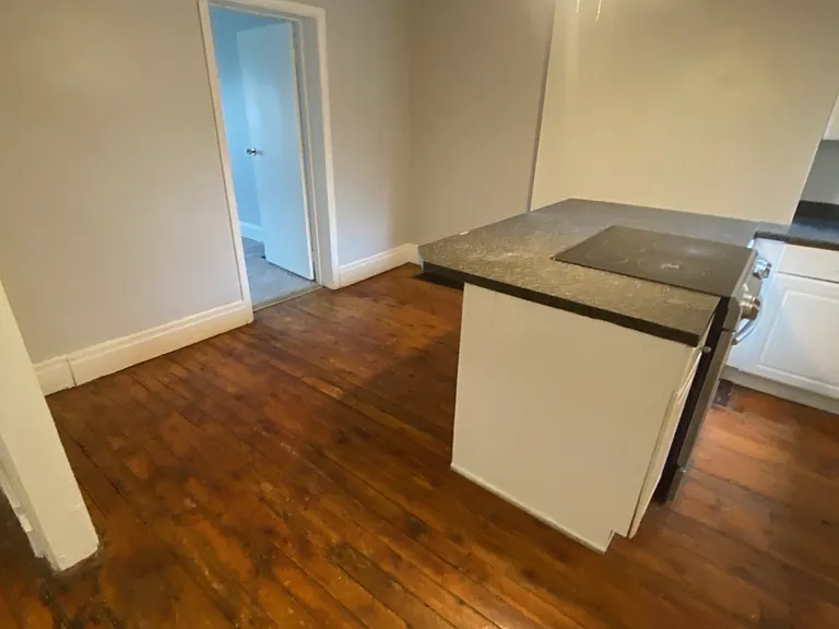 831 Collins Ave #1 — Photo 3
