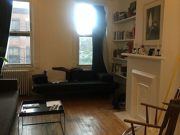 3rd image of 131 Dikeman St APT 2L