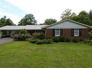 404 N Hubbards Ln, Louisville, KY 40207