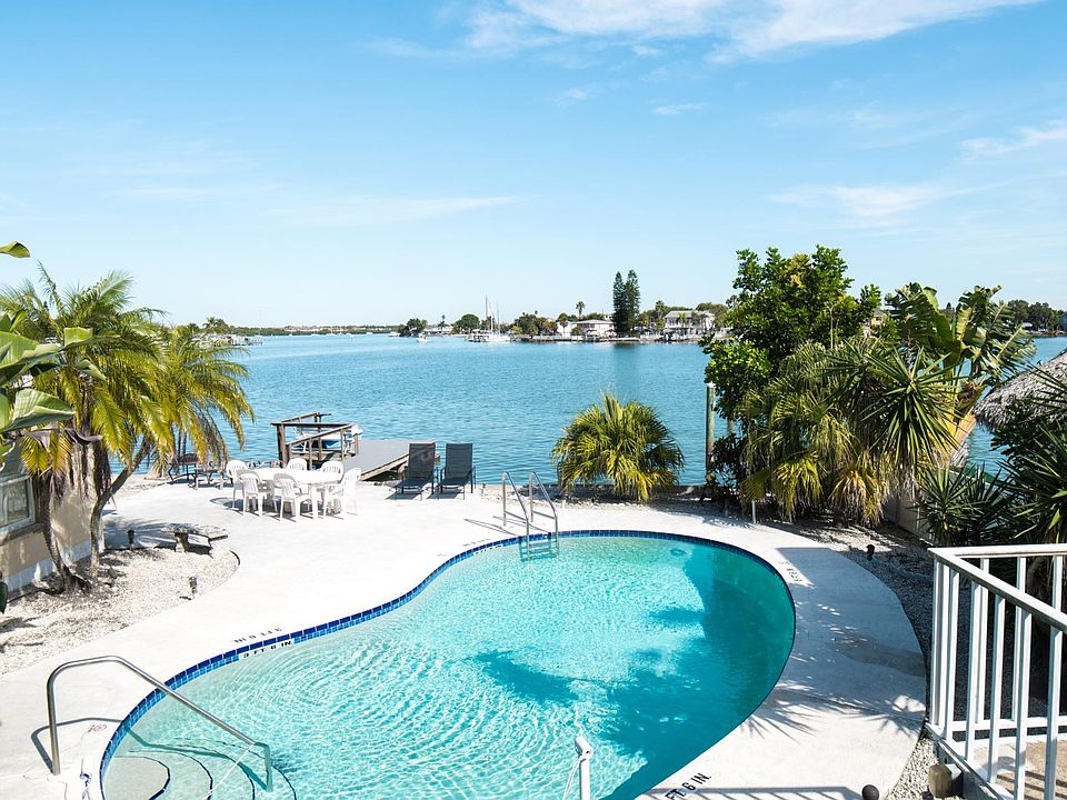 1st image of 14231 N Bayshore Dr APT 6