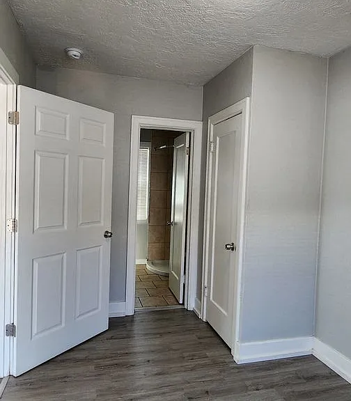 Park Street Apartments — Photo 15