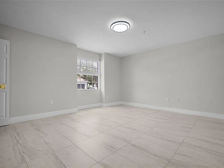 13929 Fairway Island Dr #818 — Photo 17