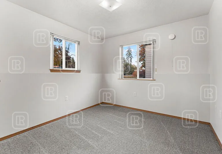 107 W 3rd St #1 — Photo 11