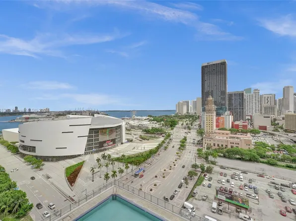 888 Biscayne Blvd APT 1805, Miami, FL 33132