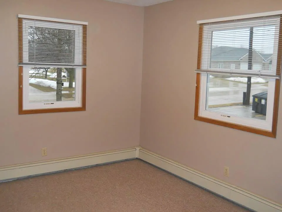 2 bed, 900 sqft, $750 — Photo 4