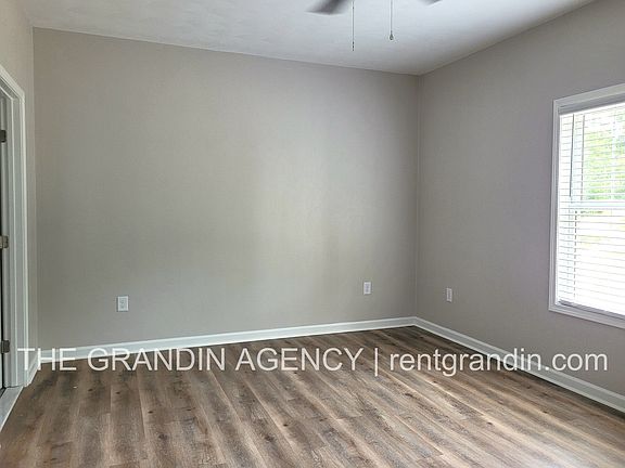 5th image of 315 Trinity Rd