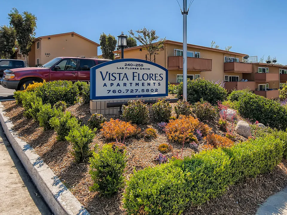 Vista Flores Apartments Monument Sign