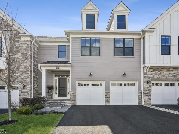 14 Chelsea Rd, Warren Twp., NJ 07059