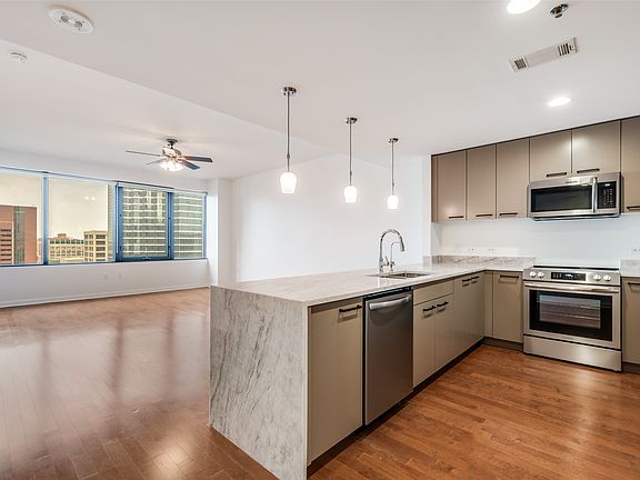 2nd image of 1200 Main St APT 804