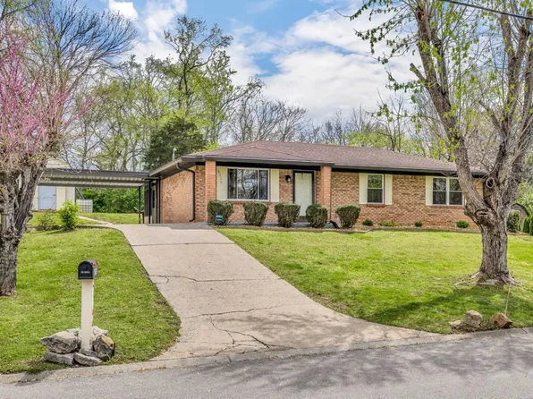 4216 Valley Grove Dr, Hermitage, TN 37076