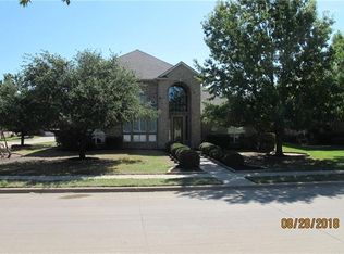 10620 Crawford Farms Dr, Fort Worth, TX 76244