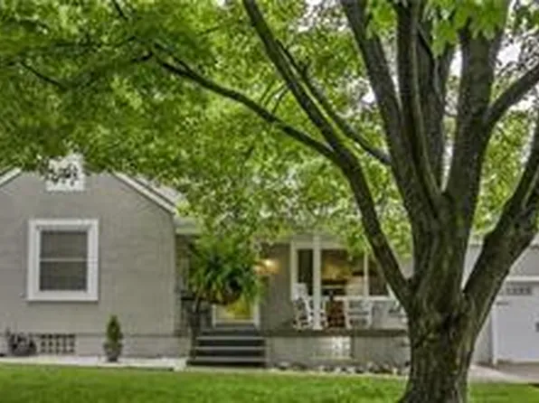 5608 Nall Ave, Roeland Park, KS 66202