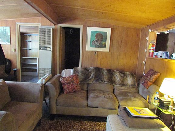 2nd image of 555 Howard Dr