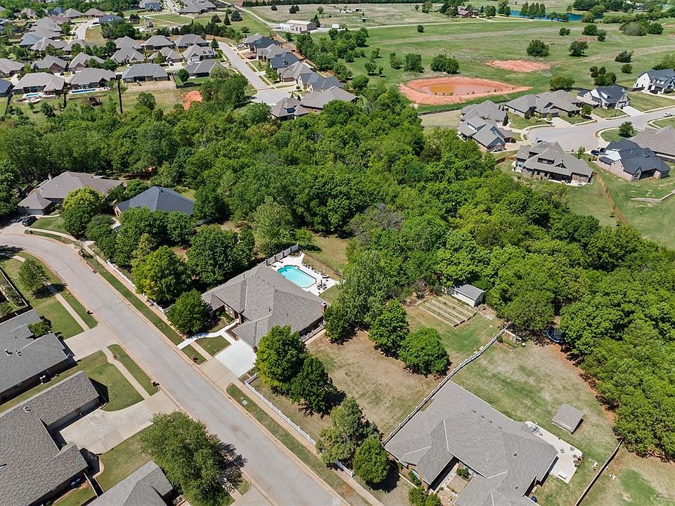 1st image of 1501 NW 198th St