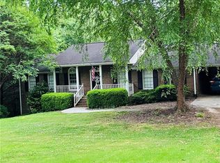 317 Ridgedale Dr SE, Silver creek, GA 30173