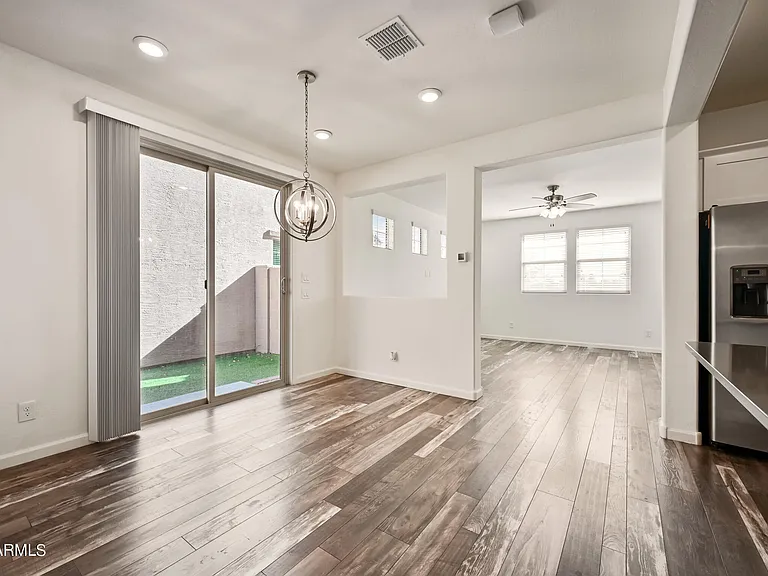 3659 E Dogwood Dr — Photo 7