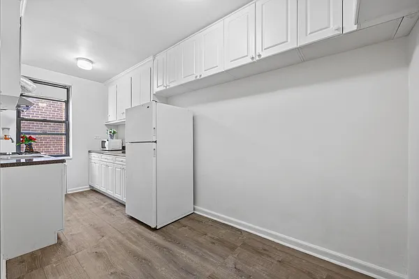 Sold by Prime Realty | media 19